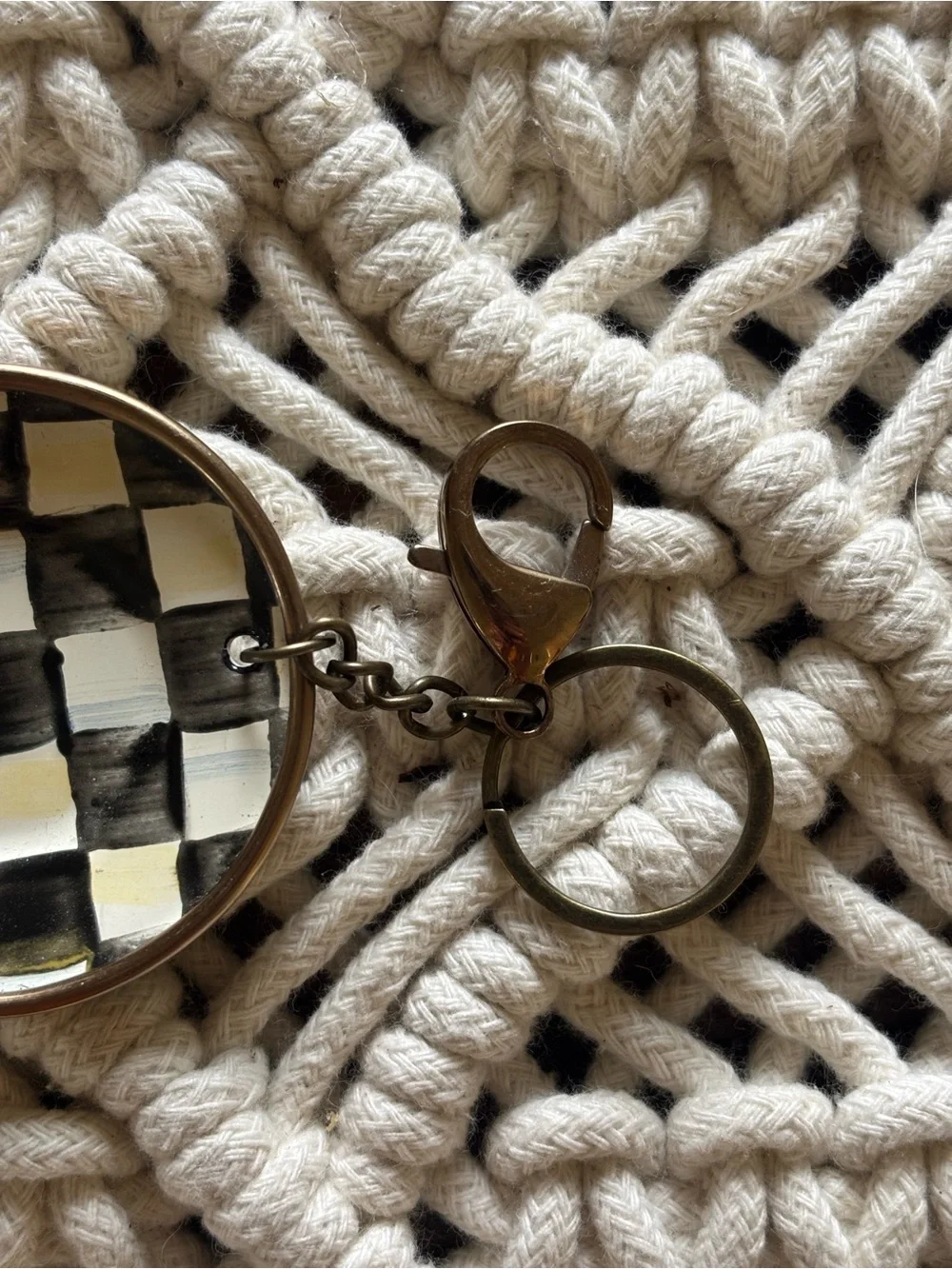 New MacKenzie-Childs Courtly Check Enamel Mini Plate Key Ring